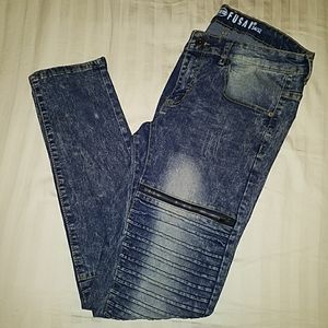 Fusai Jean's (stretch)